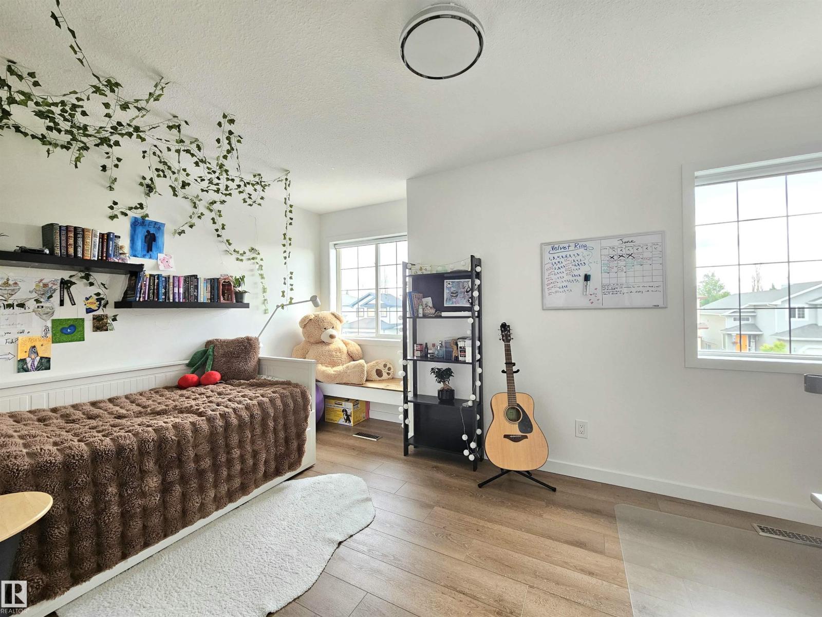 12936 161A AV NW - 33