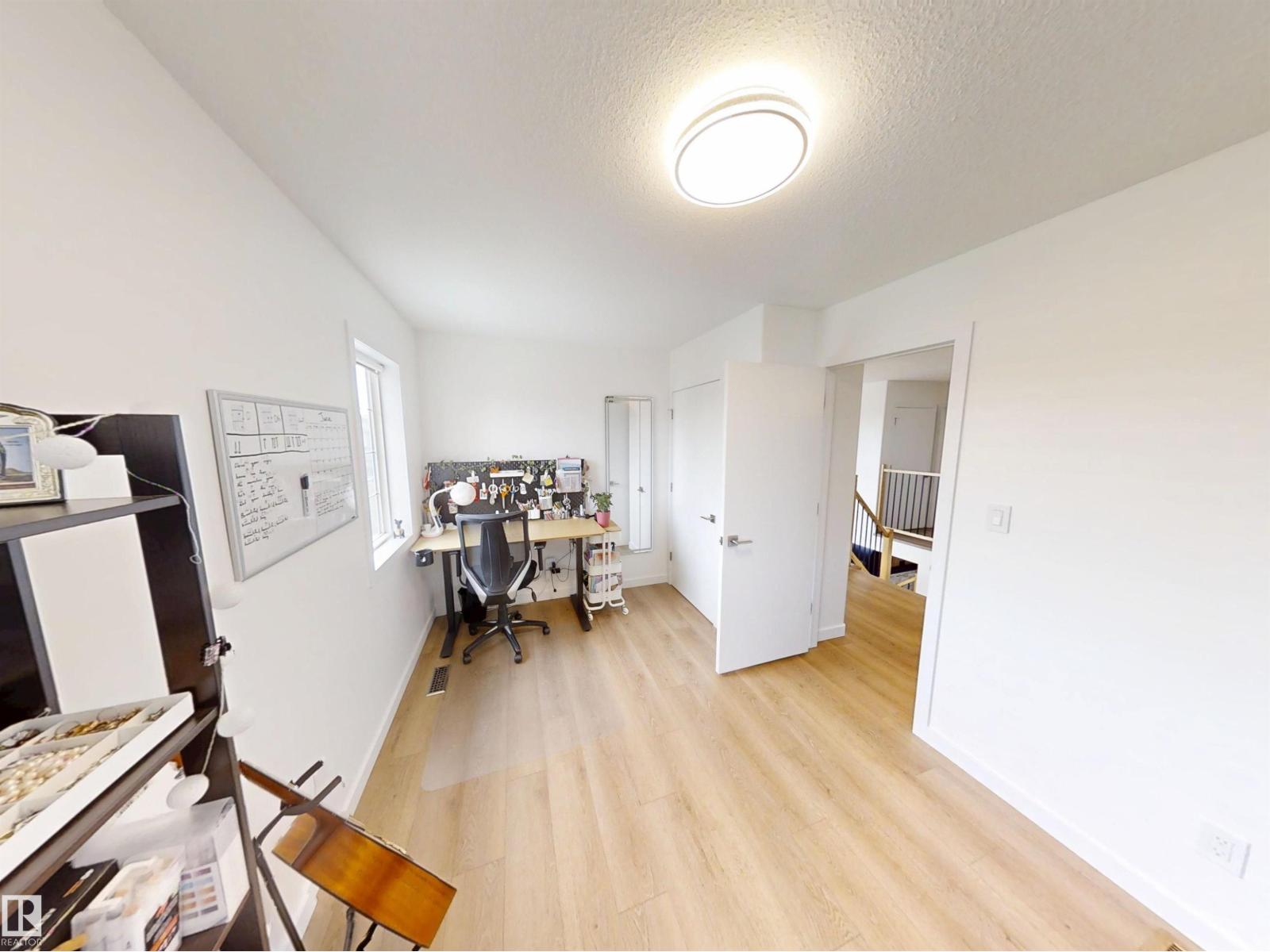 12936 161A AV NW - 34