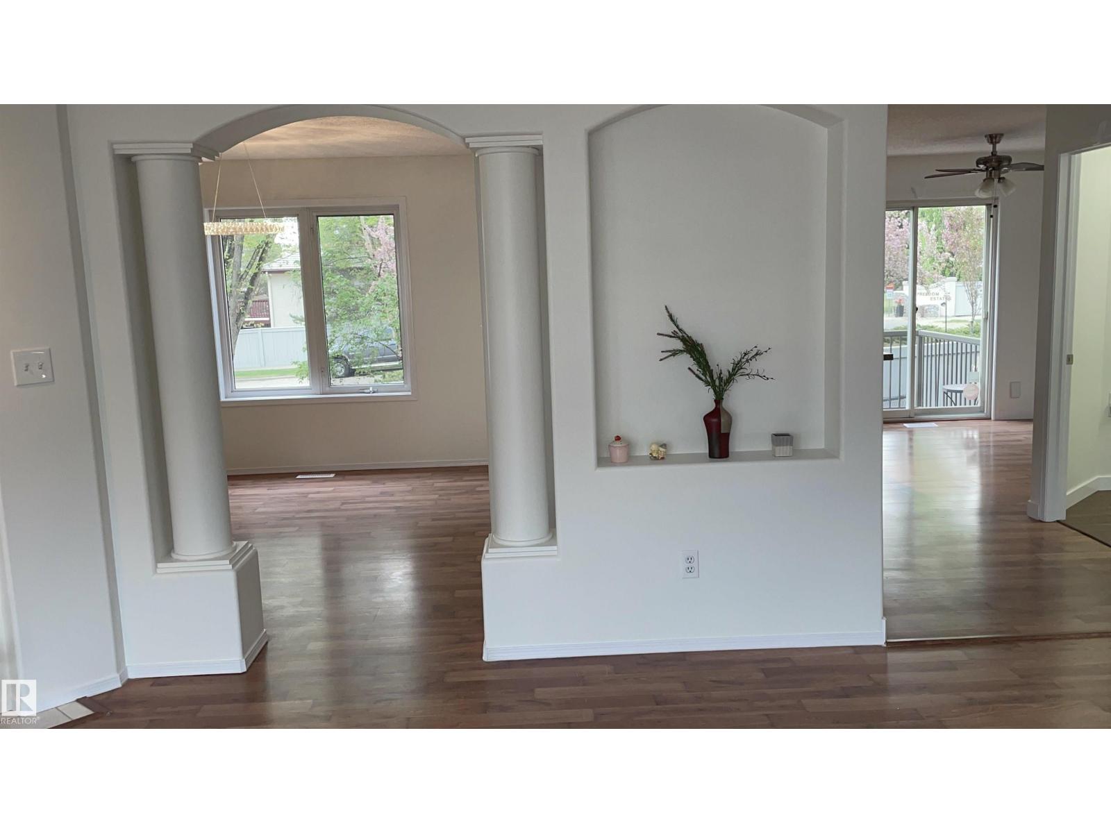 #2 1295 CARTER CREST RD NW - 19