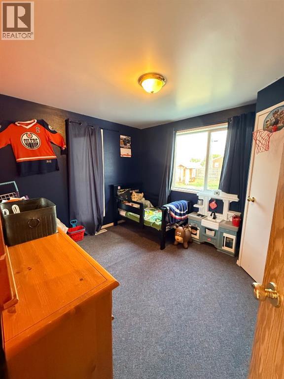 10701 102 Ave - 30