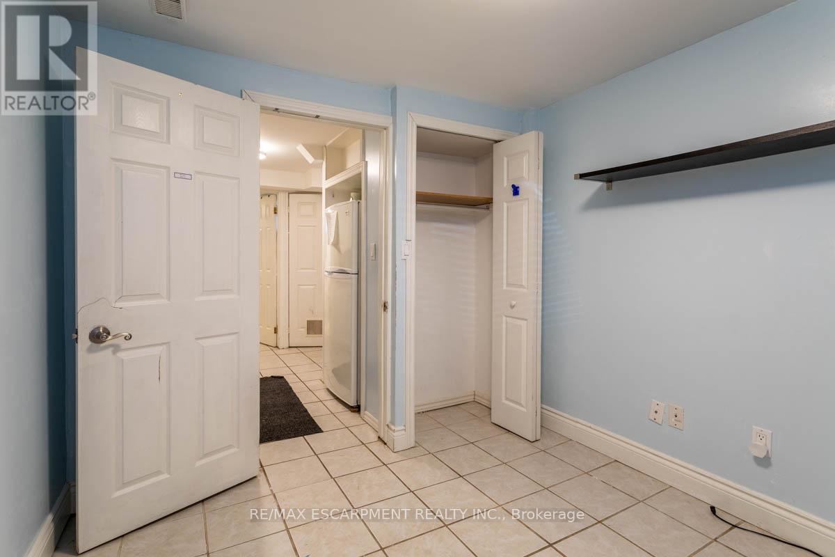 17 THORNDALE STREET N - 31
