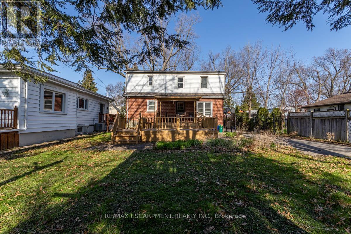 17 THORNDALE STREET N - 41