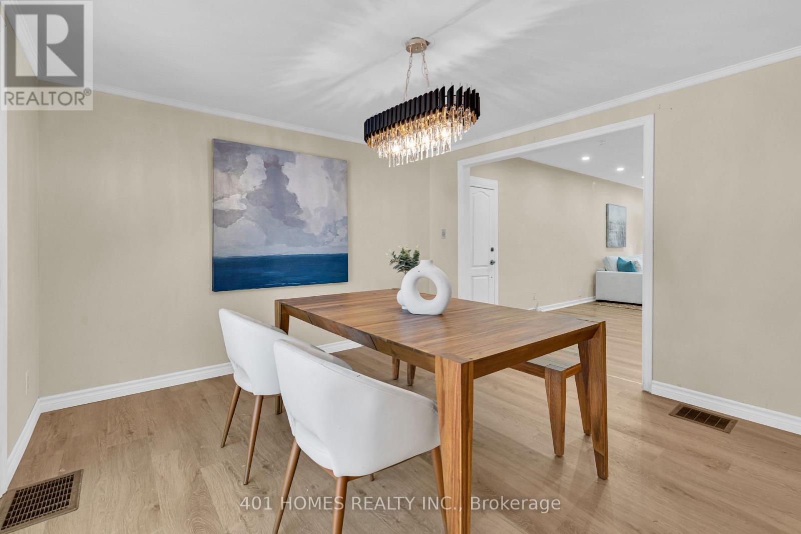 3711 DANDURAND BOULEVARD - 4