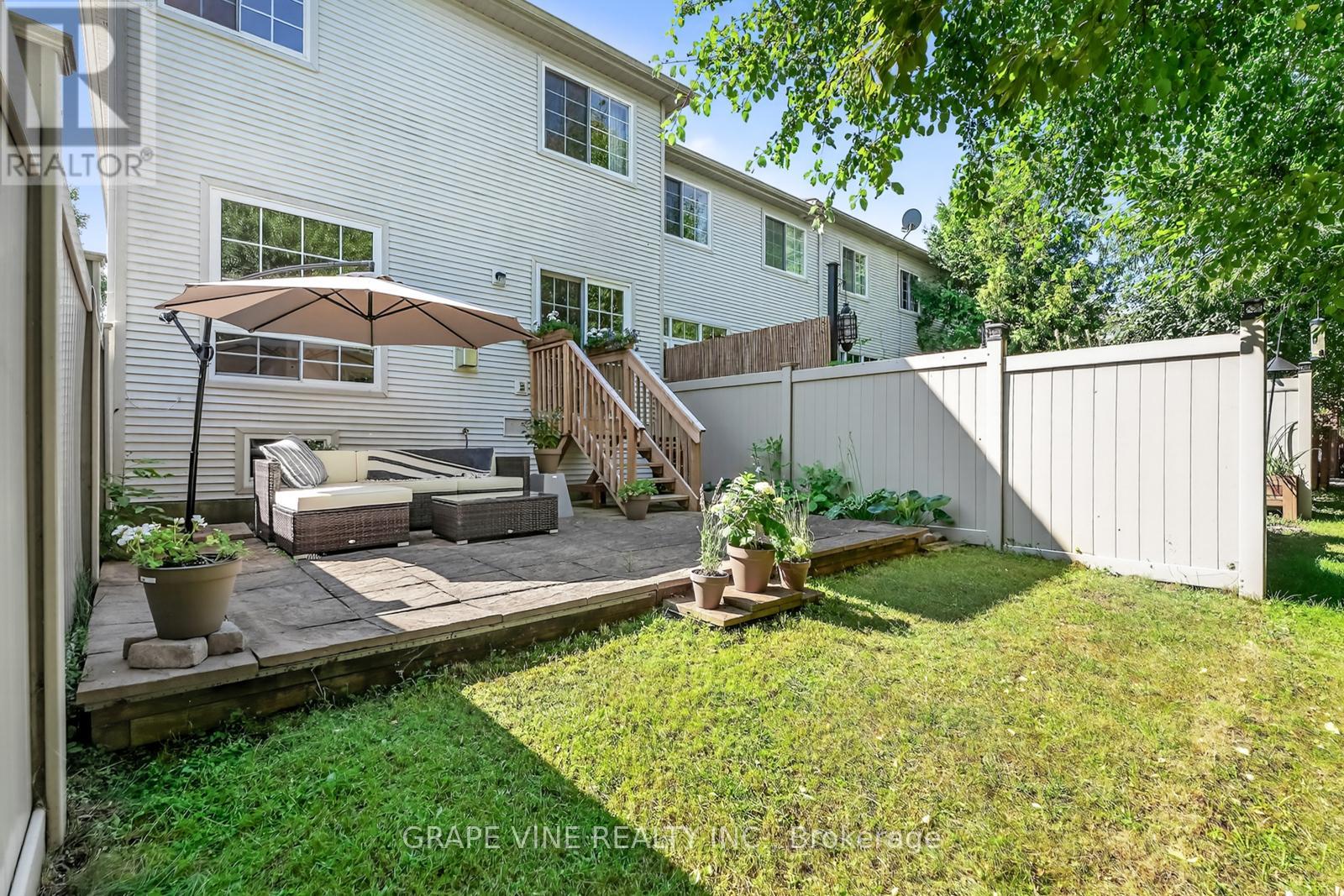 3 Bed, 3 Bath House for Sale in Ottawa – 21 FIELDBERRY PRIVATE, Ottawa – MLS# X13442388 - Image 29