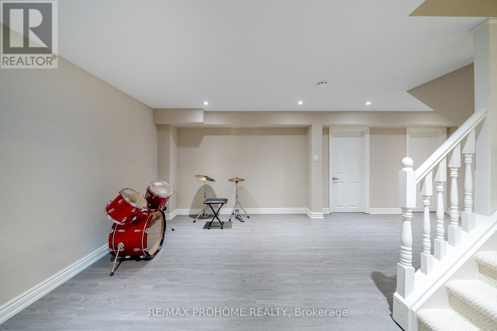 163 CARLTON ROAD - 31