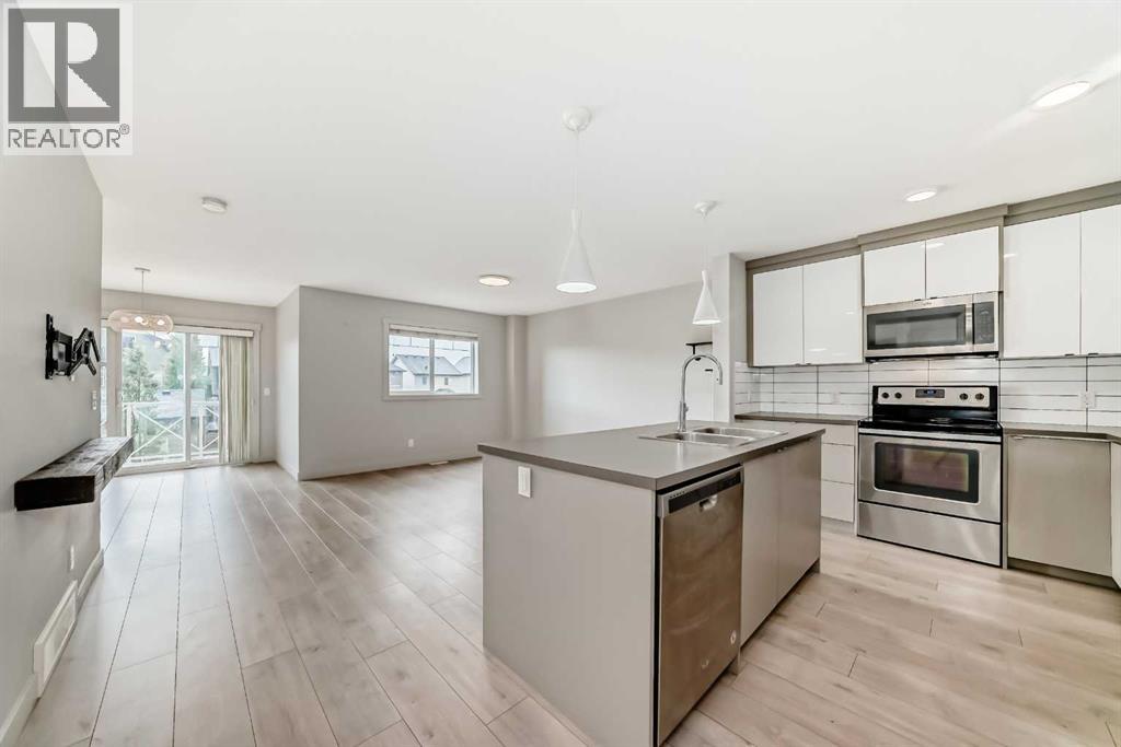 709 Skyview Ranch Grove NE - 9