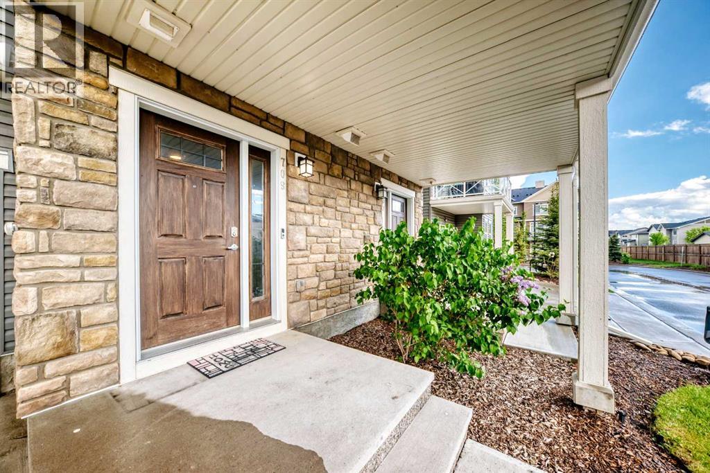 709 Skyview Ranch Grove NE - 3