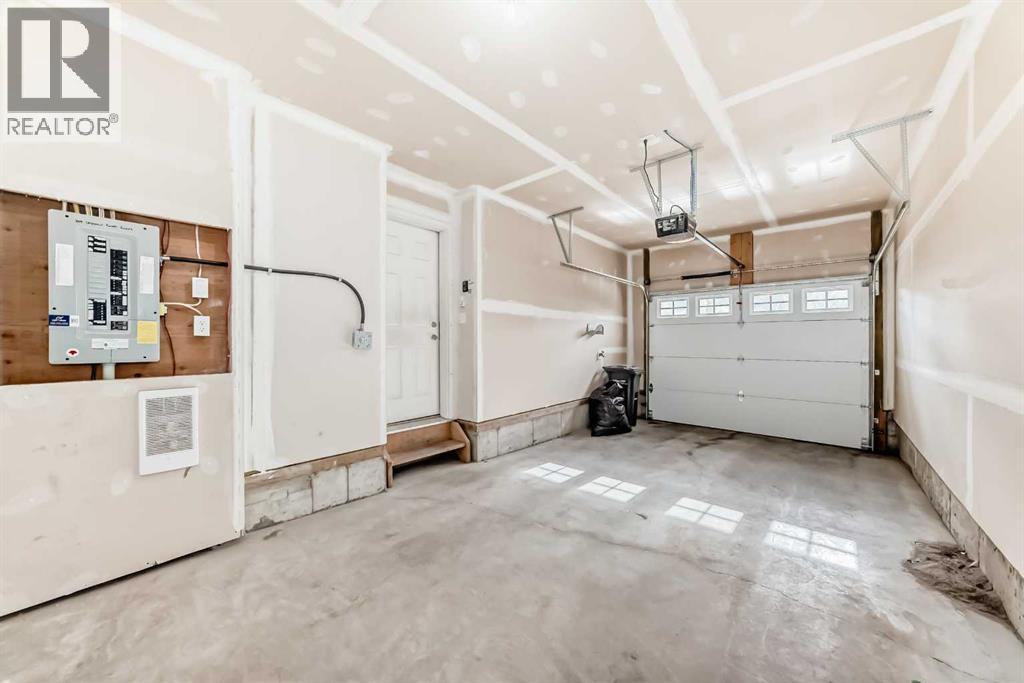 709 Skyview Ranch Grove NE - 37