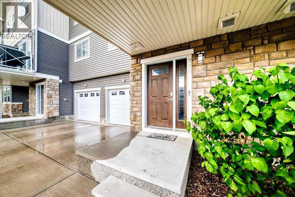709 Skyview Ranch Grove NE - 40