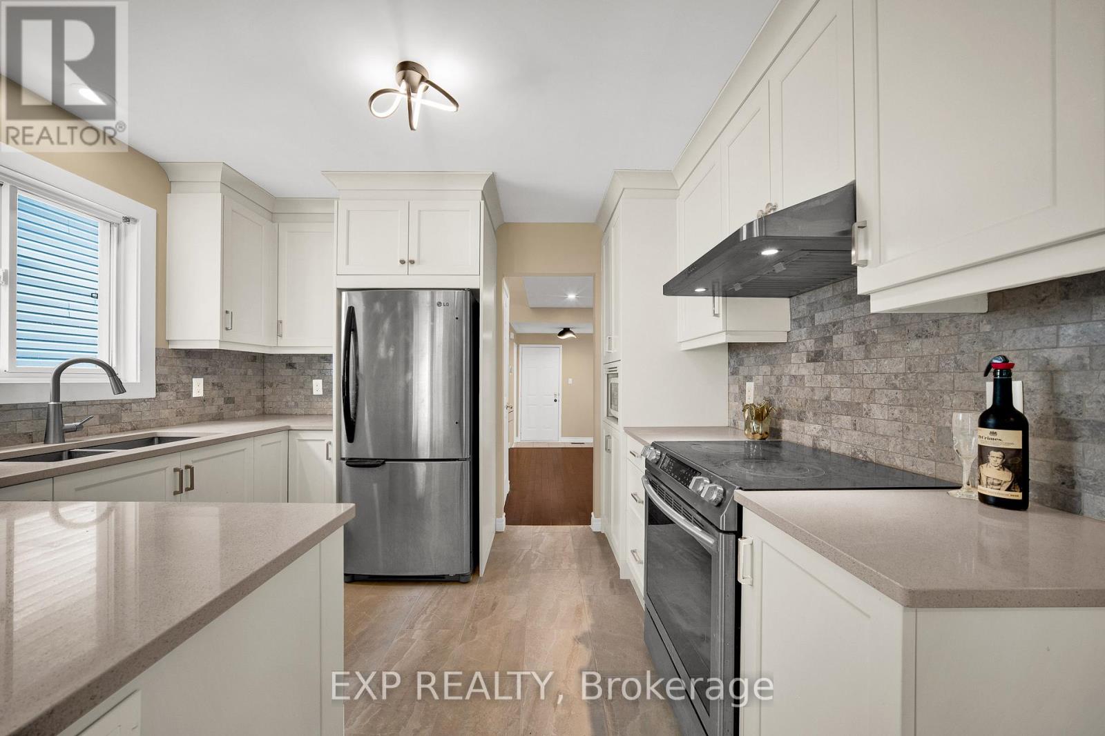 43 TRUMP AVENUE - 10