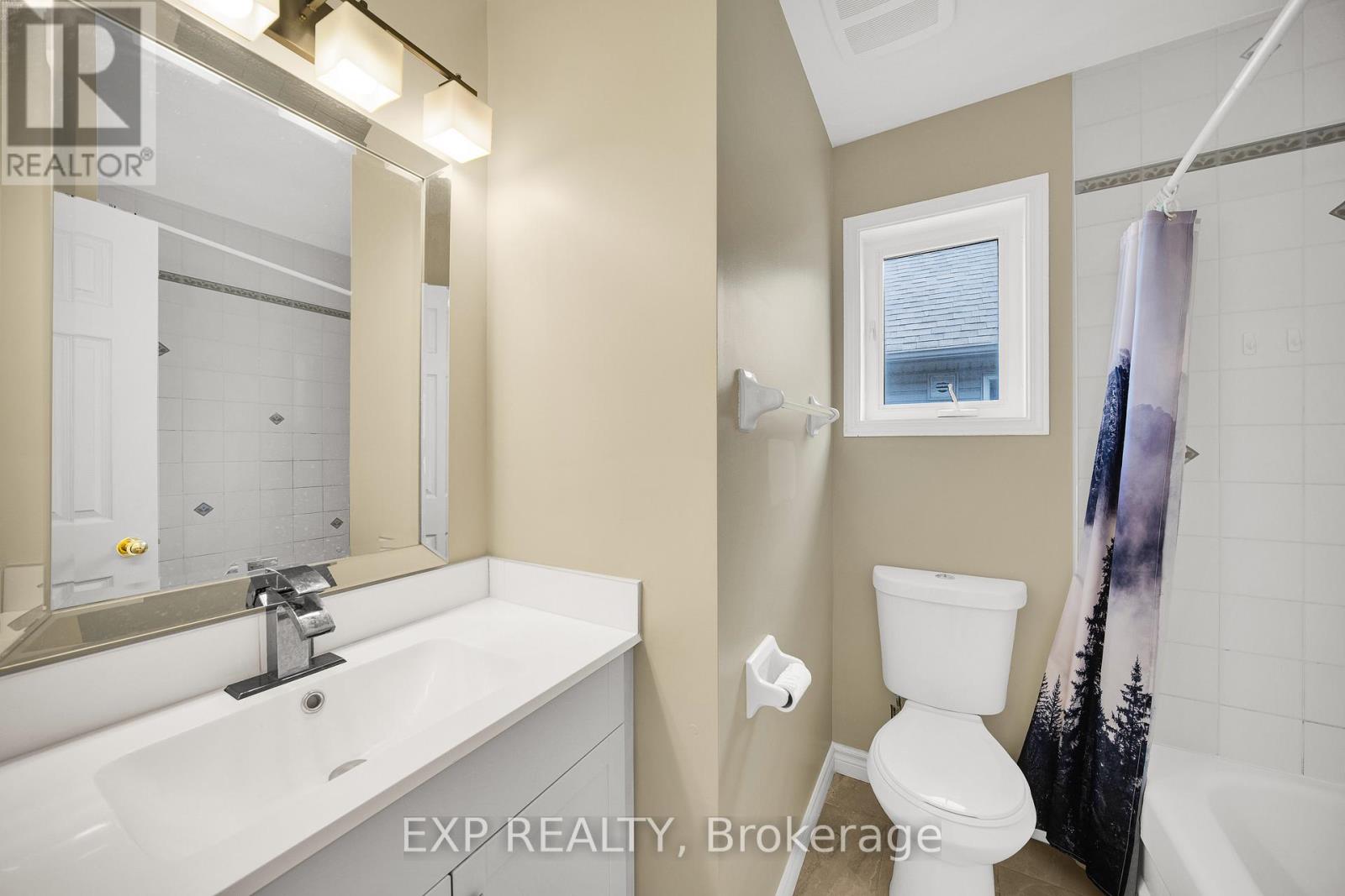 43 TRUMP AVENUE - 24