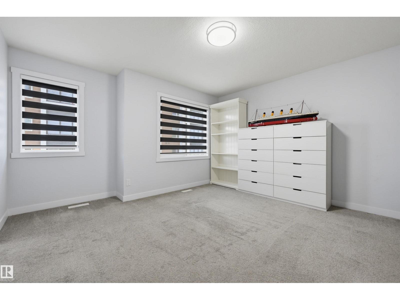 918 DANIELS LO SW — photo 24