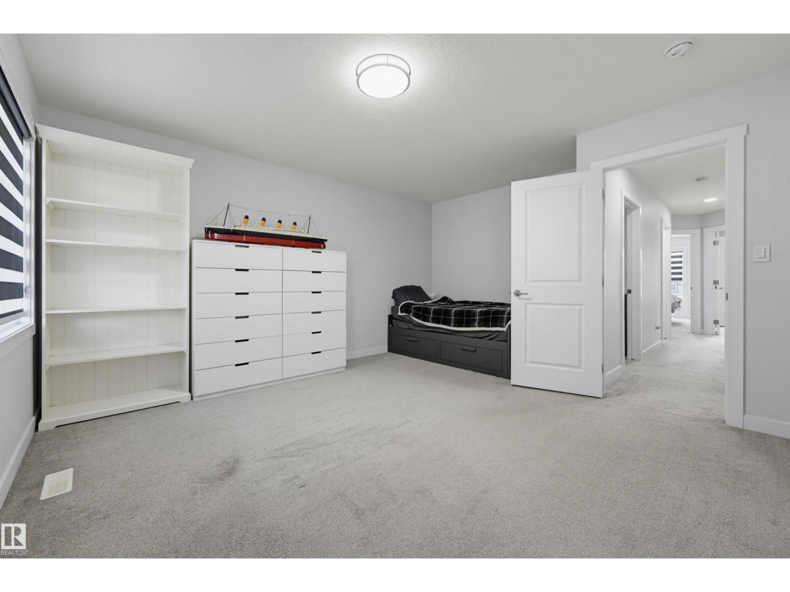918 DANIELS LO SW — photo 25
