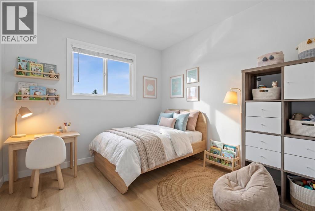 Virtually staged secondary room