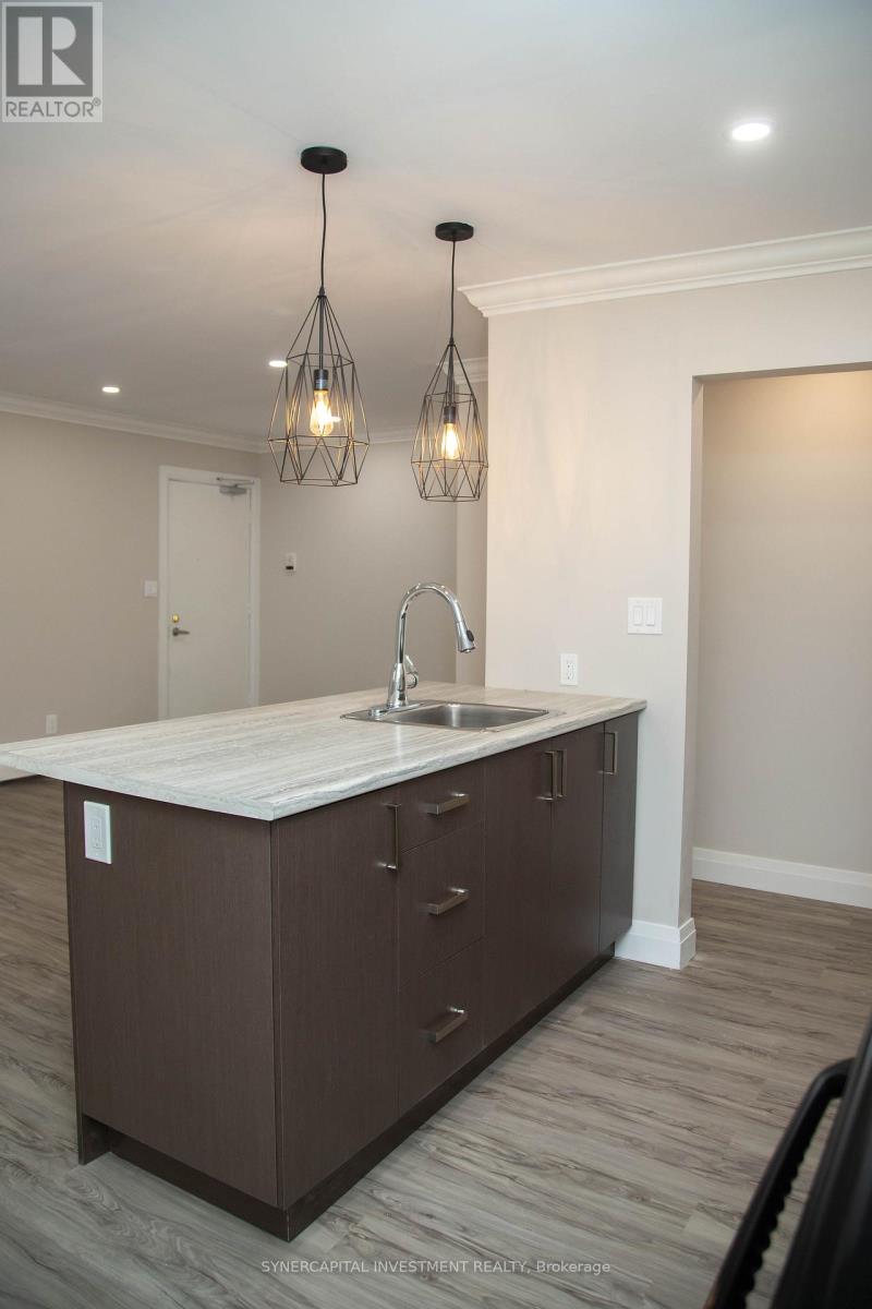 125 - 145 - 165 - 185 CATHERINE STREET - 15