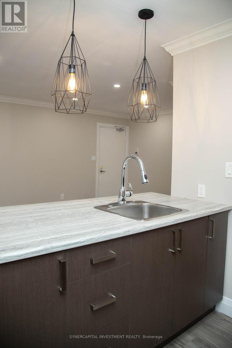 125 - 145 - 165 - 185 CATHERINE STREET - 16