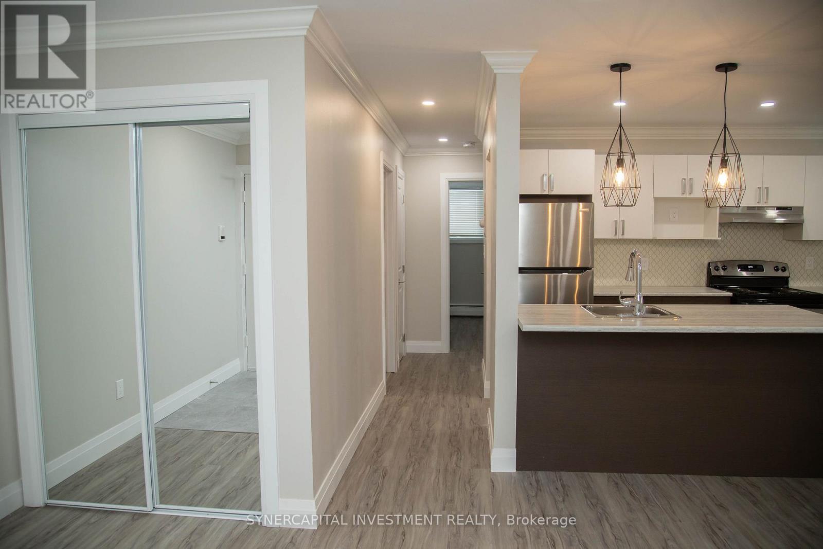 125 - 145 - 165 - 185 CATHERINE STREET - 17