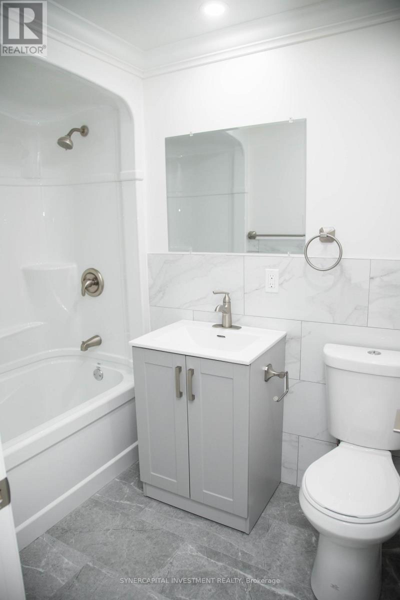 125 - 145 - 165 - 185 CATHERINE STREET - 22