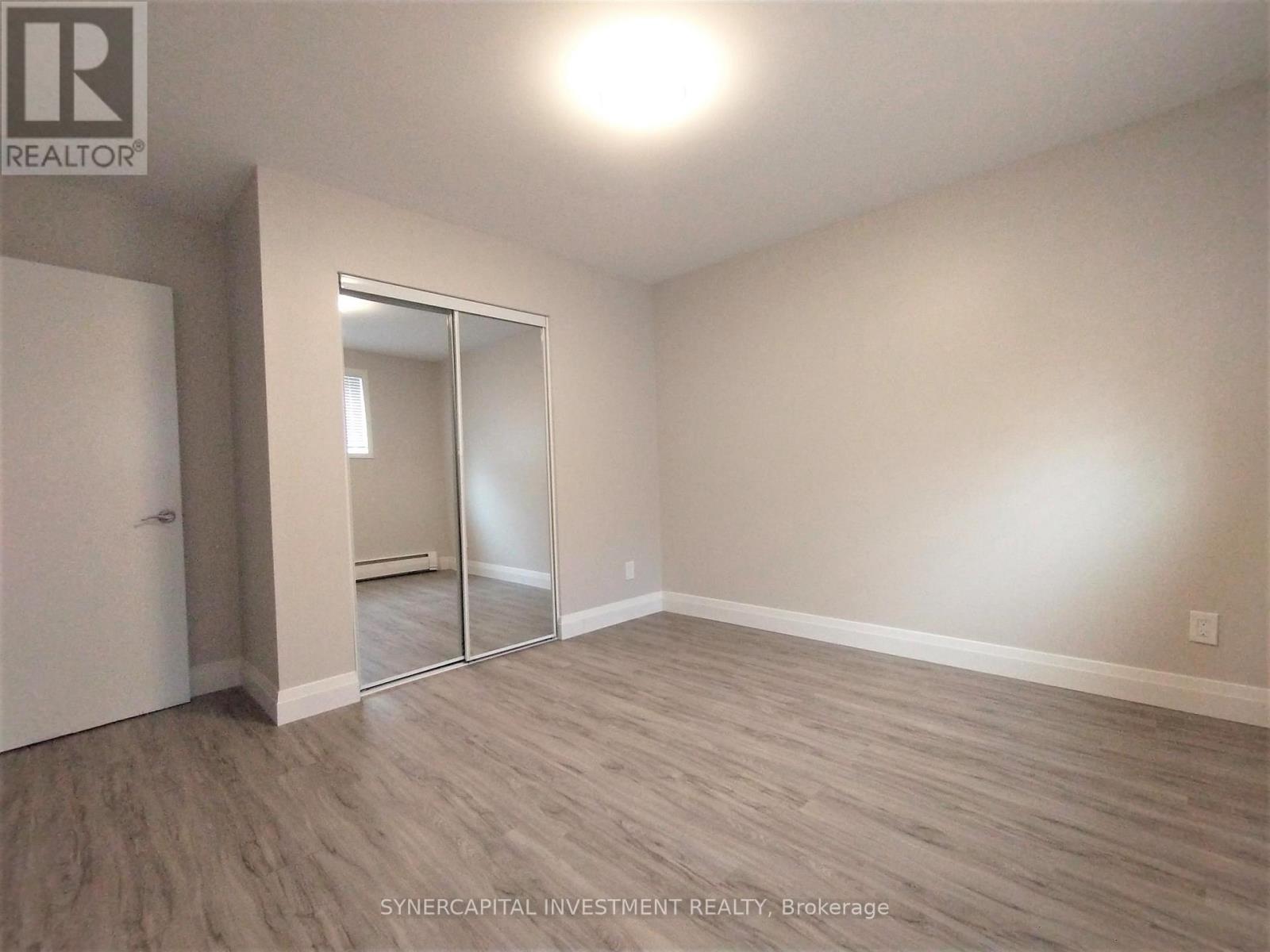 125 - 145 - 165 - 185 CATHERINE STREET - 23