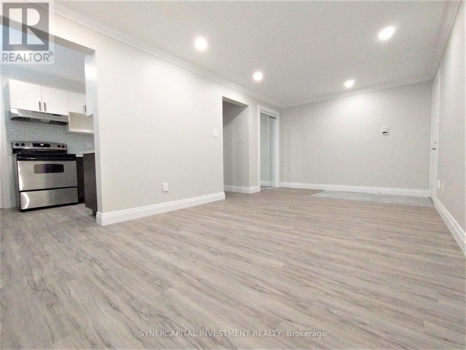 125 - 145 - 165 - 185 CATHERINE STREET - 40