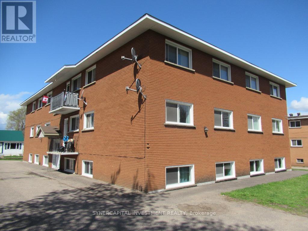 125 - 145 - 165 - 185 CATHERINE STREET - 41