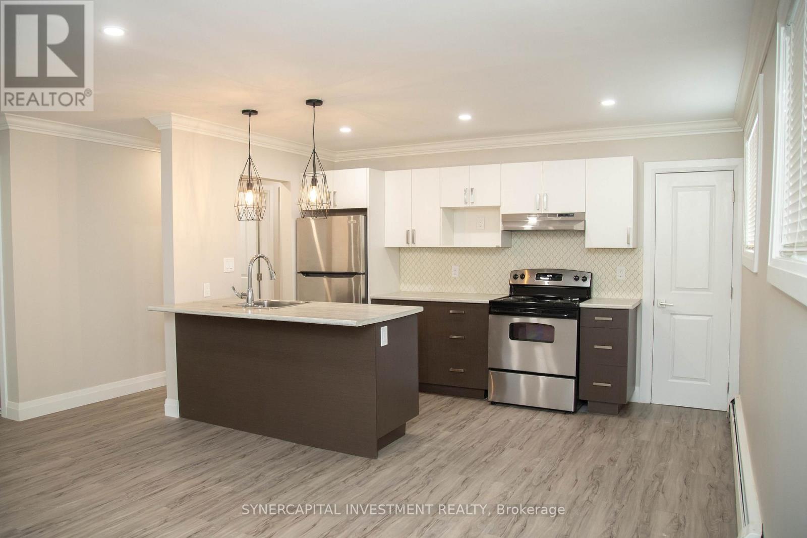 125 - 145 - 165 - 185 CATHERINE STREET - 8