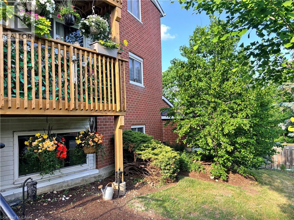 #307 30 BRIDGE Street W - 3