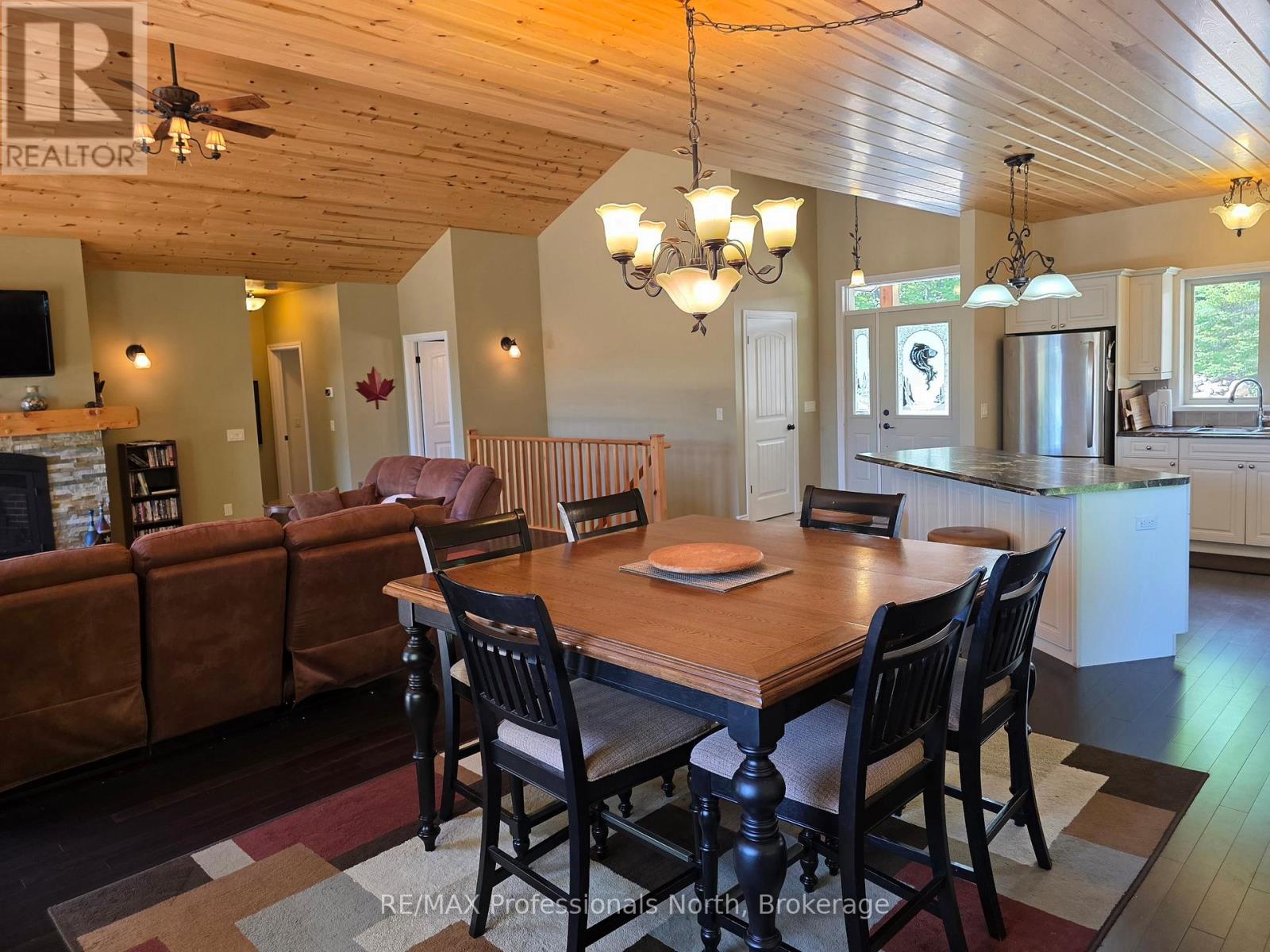 98 LYNX DRIVE - Image 13
