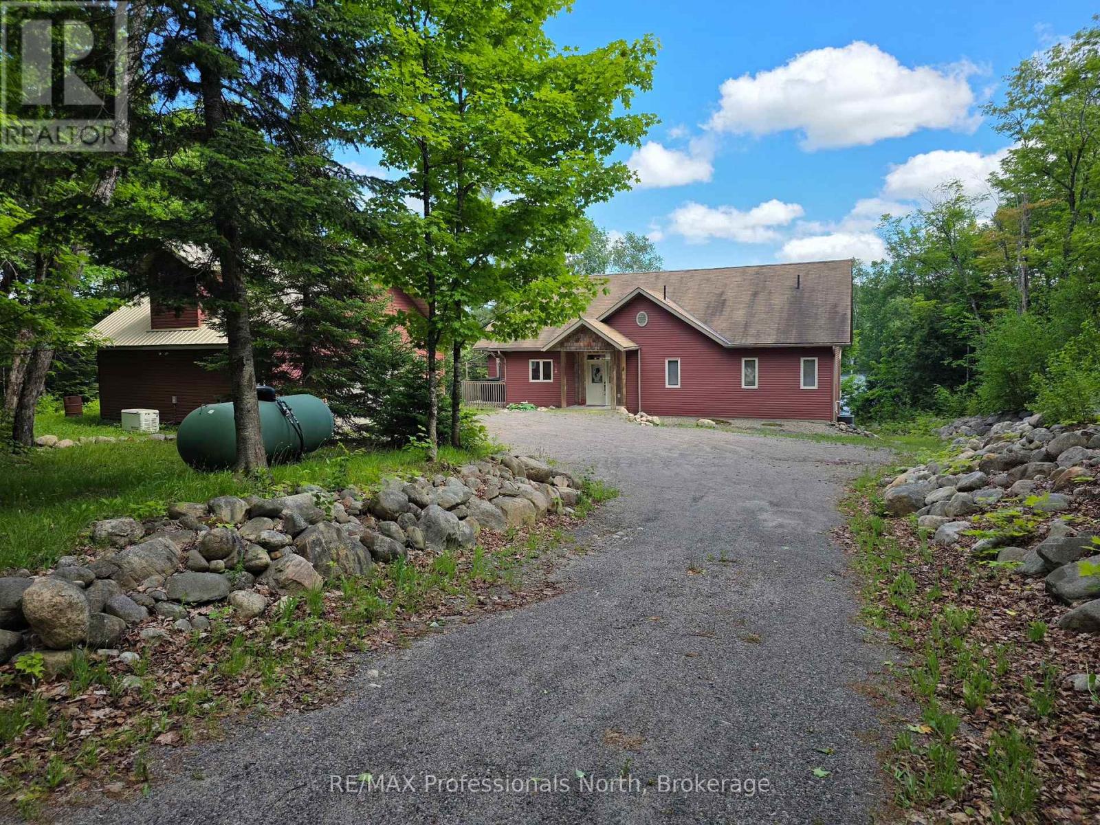 98 LYNX DRIVE - Image 3