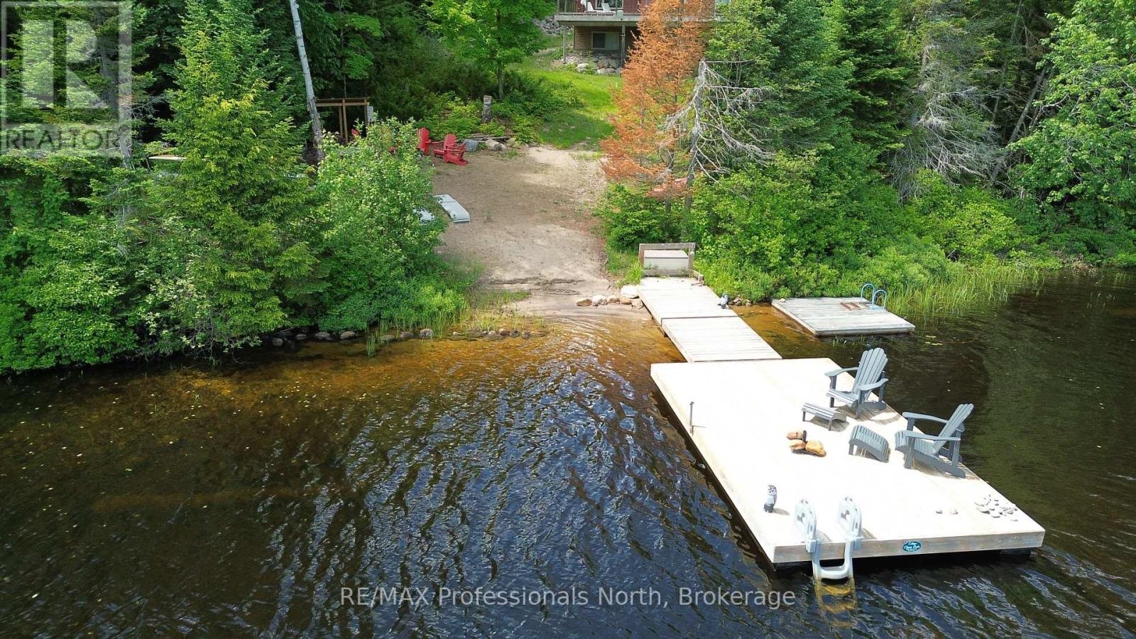 98 LYNX DRIVE - Image 38