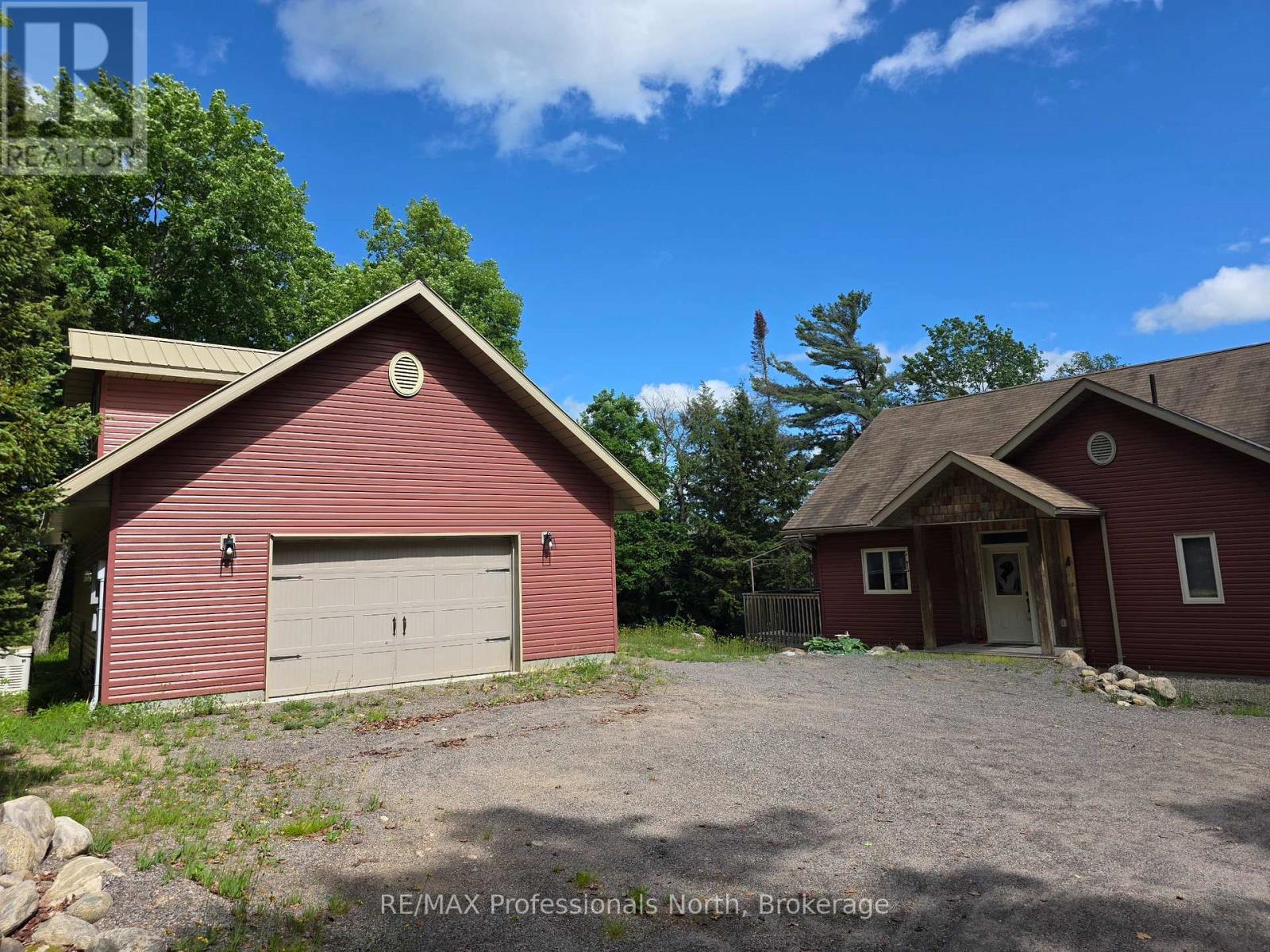 98 LYNX DRIVE - Image 43