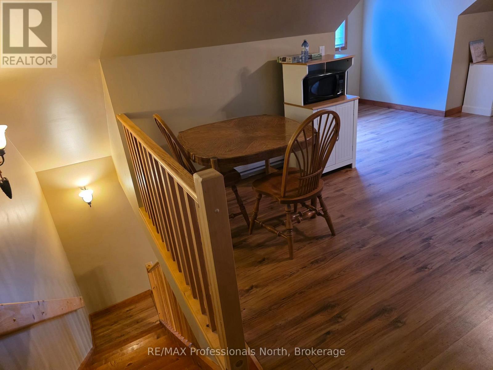 98 LYNX DRIVE - Image 46