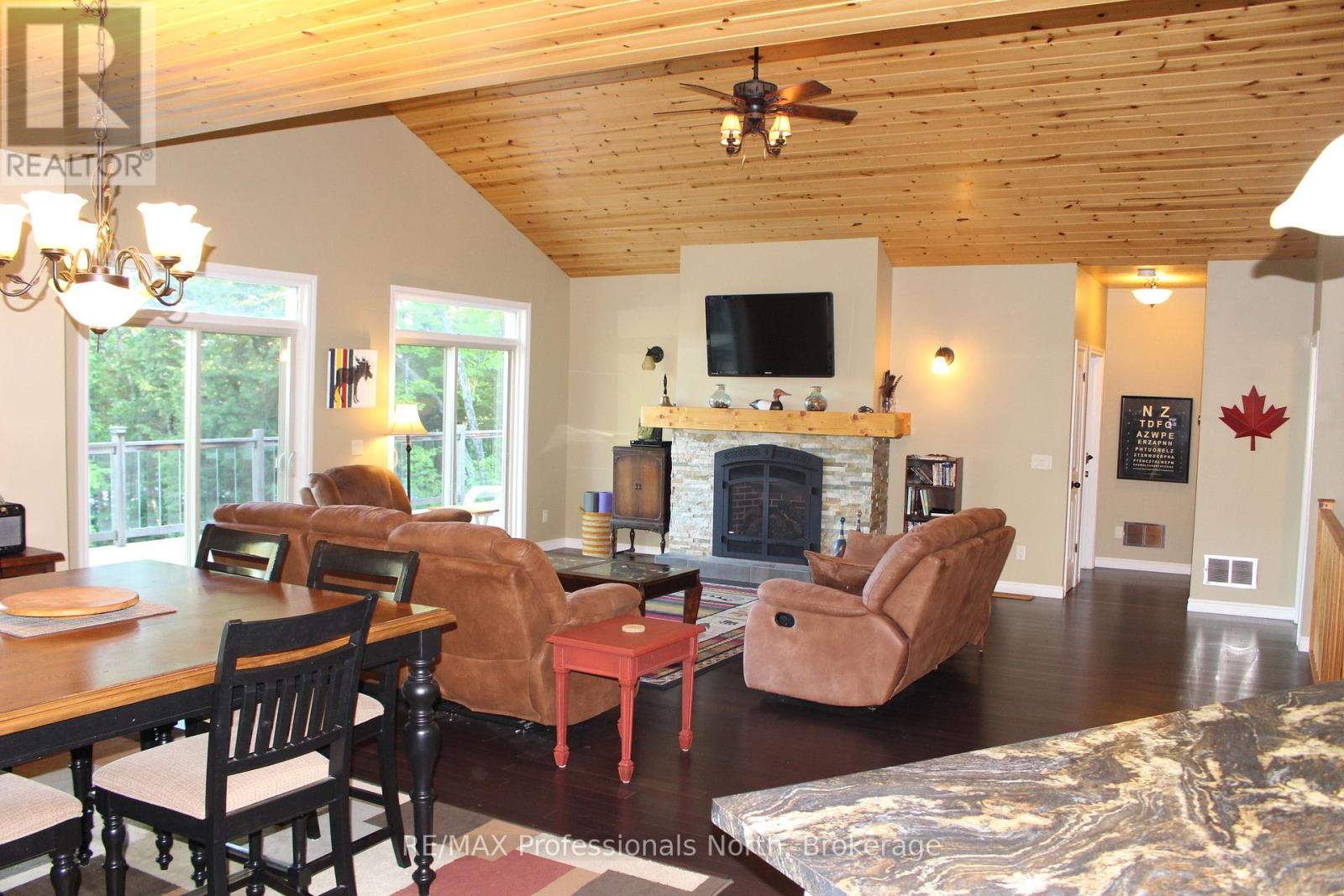 98 LYNX DRIVE - Image 6