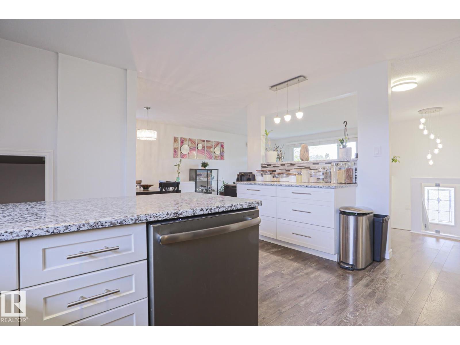9828 169 ST NW - 11