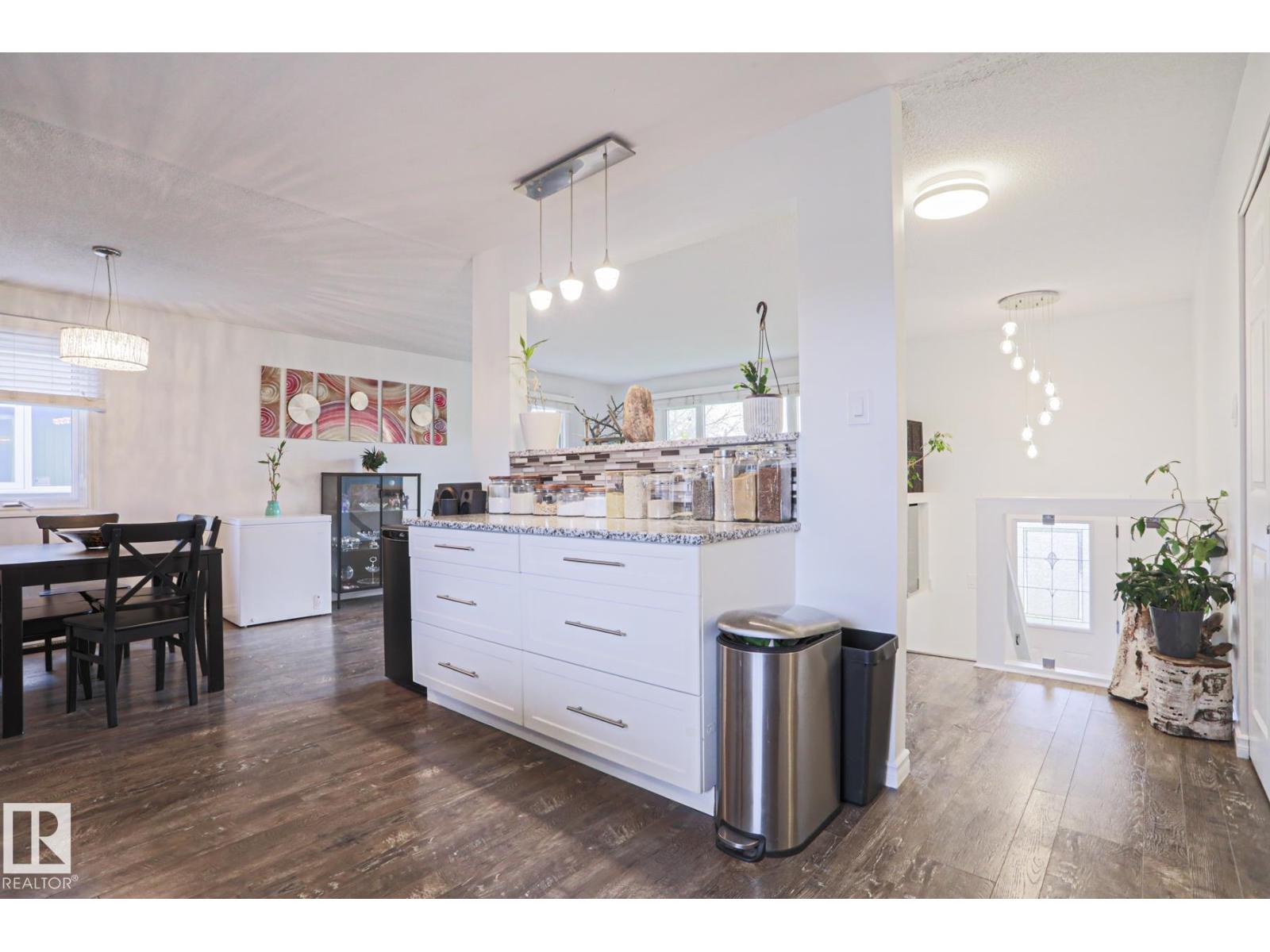 9828 169 ST NW - 12