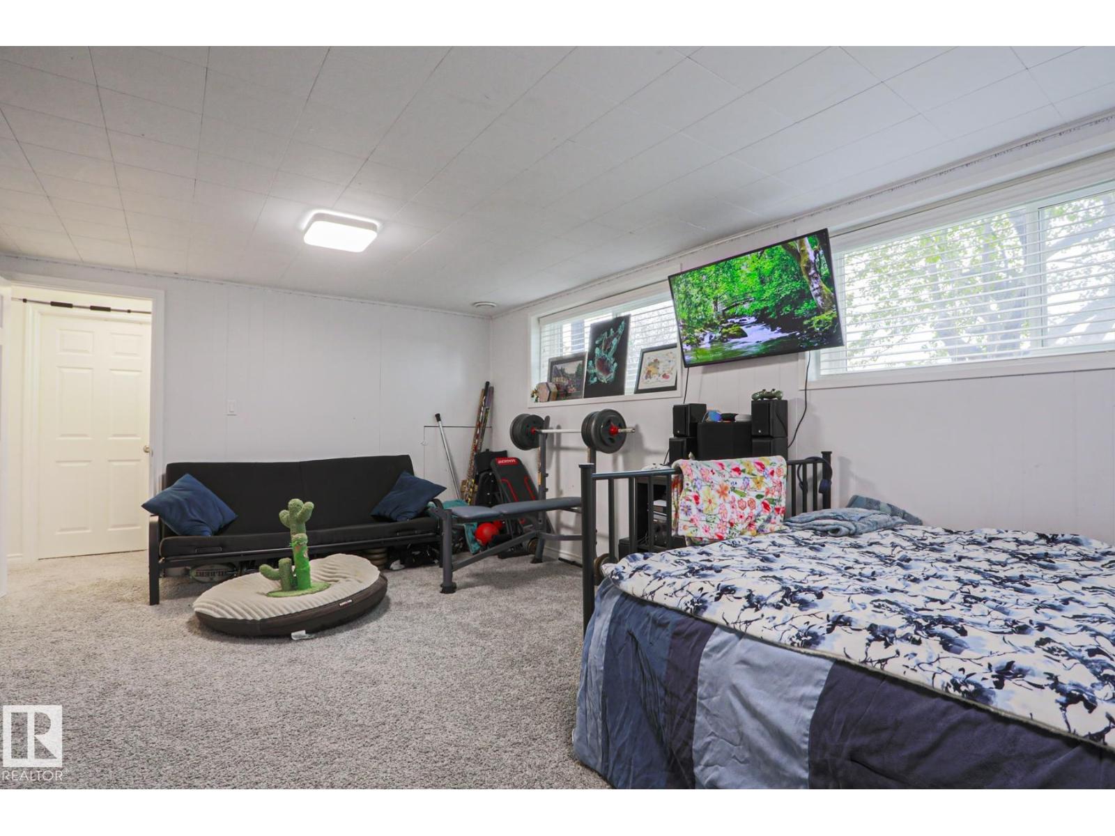 9828 169 ST NW - 37