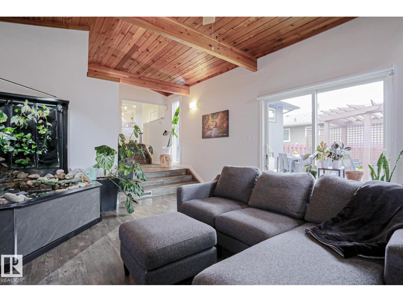 9828 169 ST NW - 3