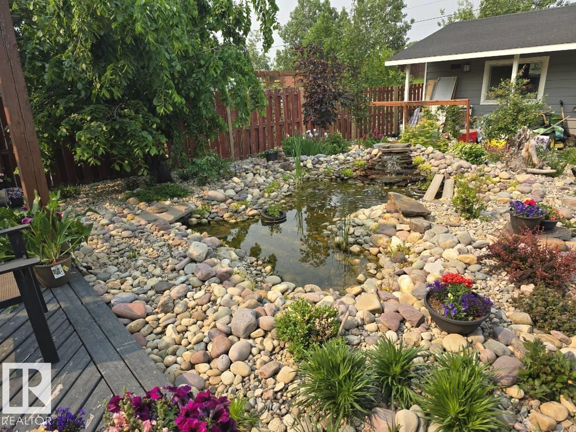 9828 169 ST NW - 47