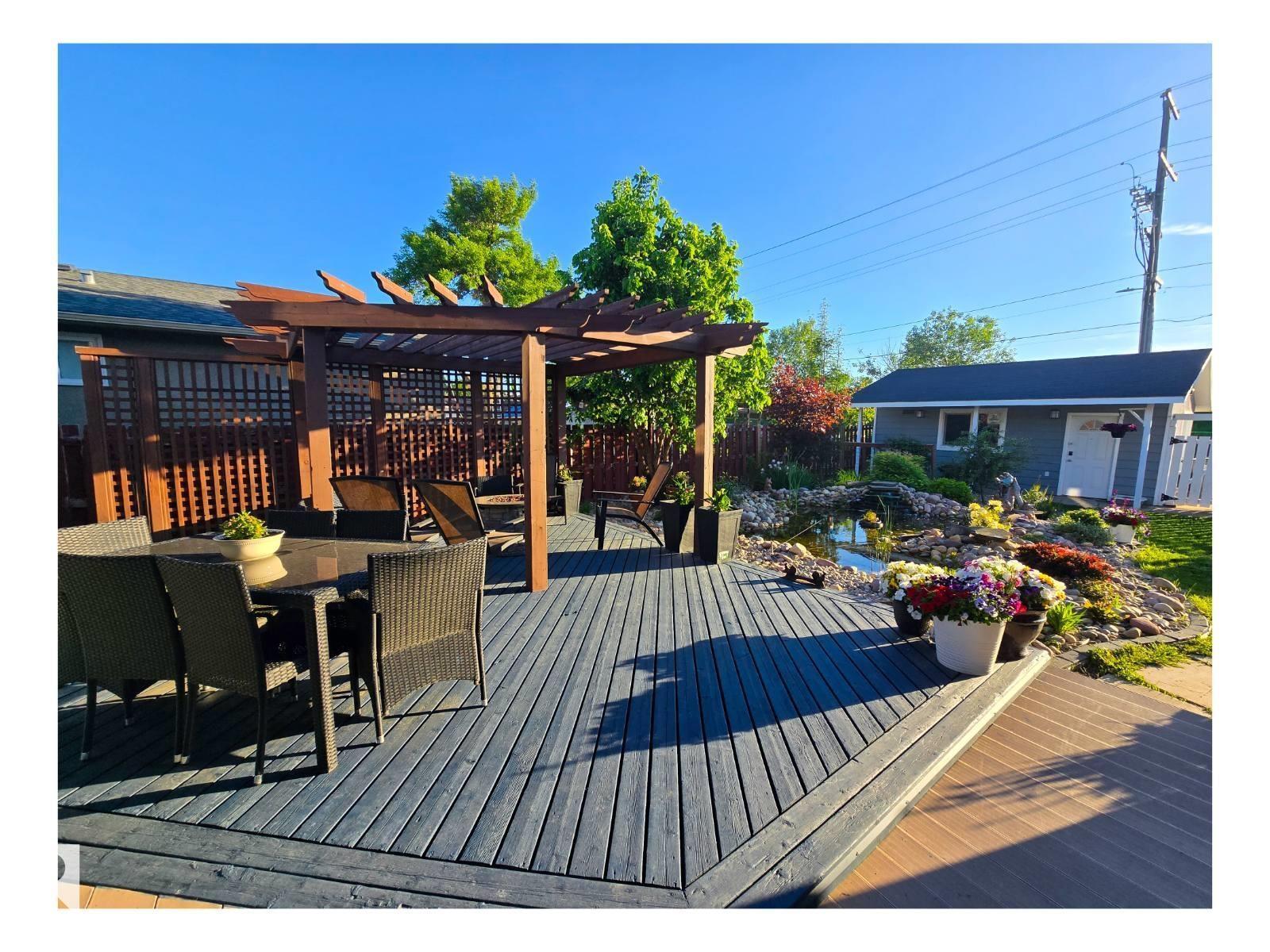 9828 169 ST NW - 43