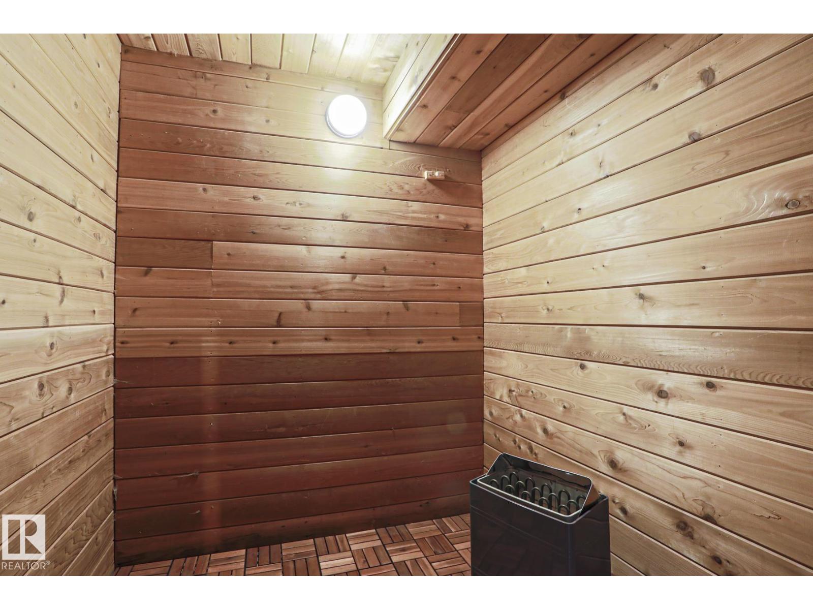 9828 169 ST NW - 42