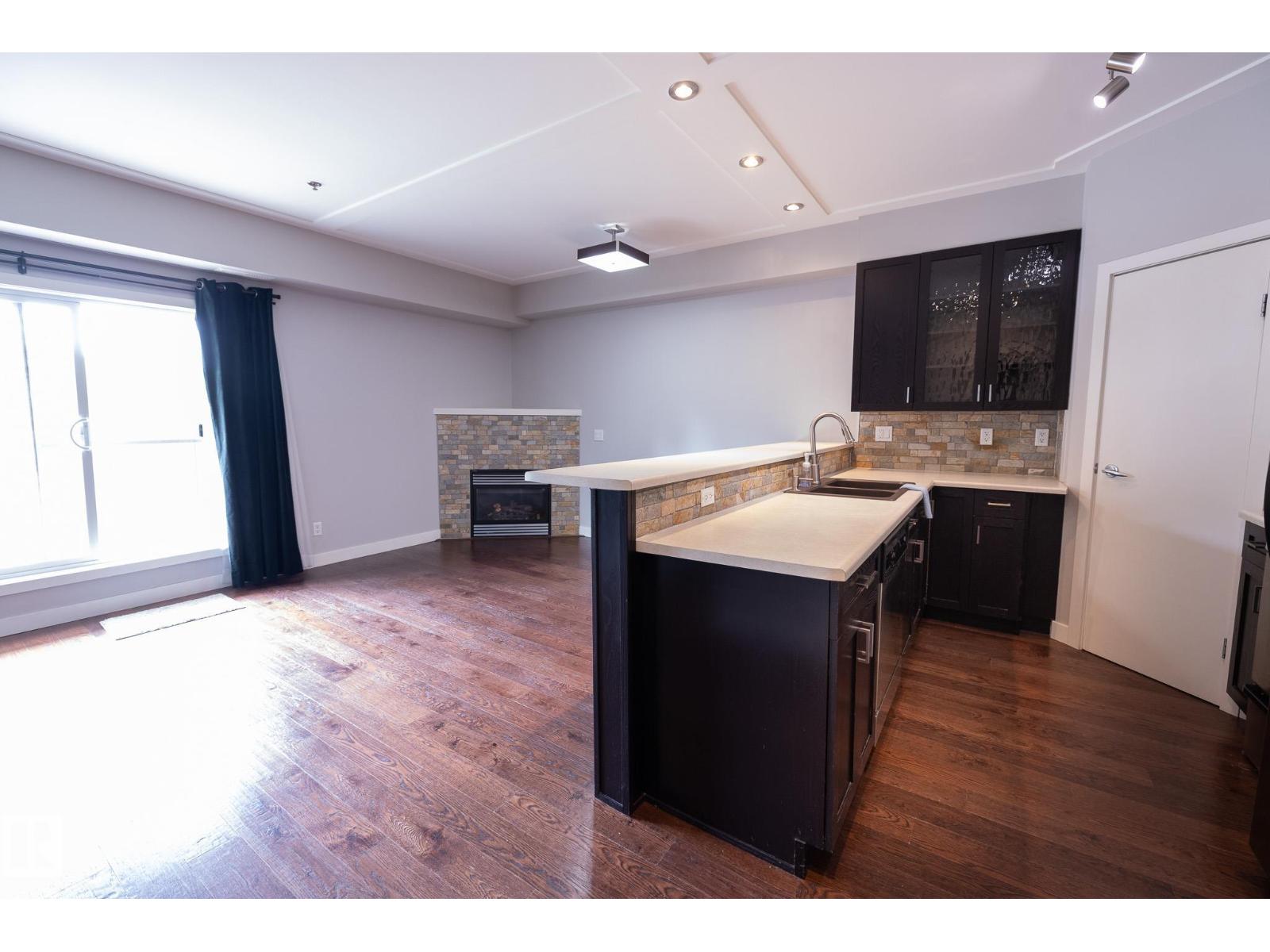 #207 9750 94 ST NW - 13