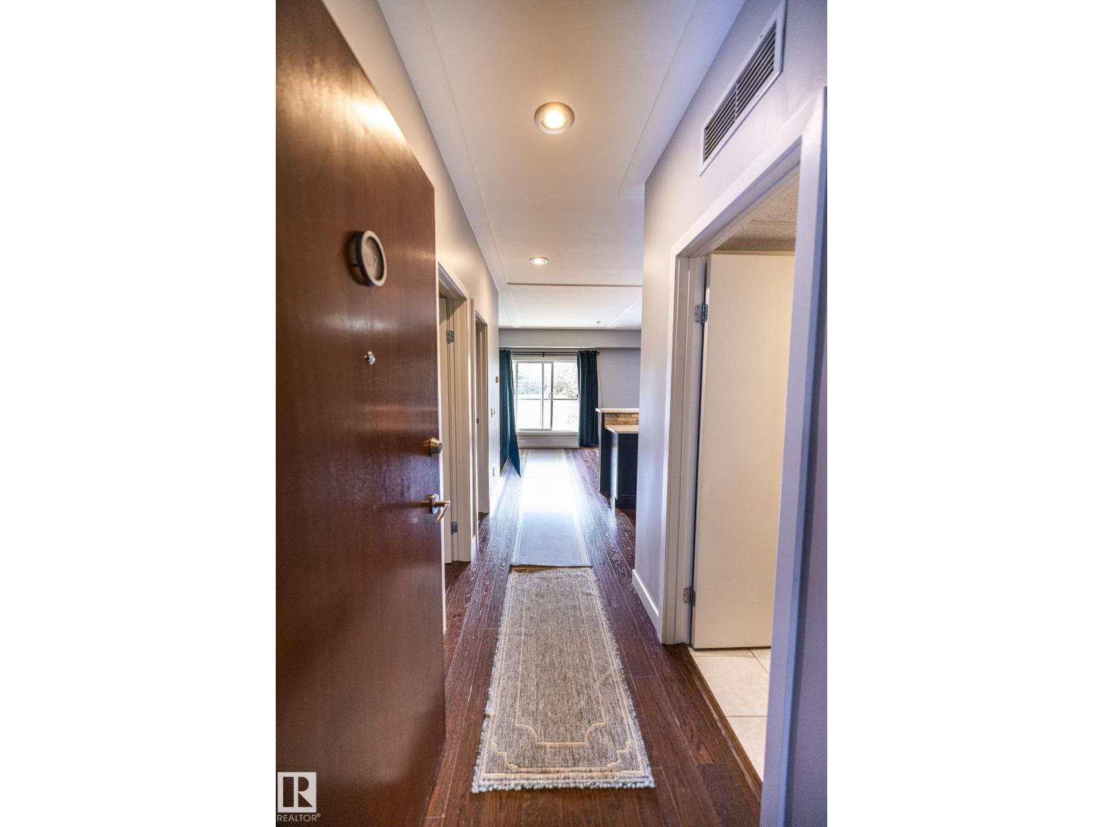 #207 9750 94 ST NW - 3