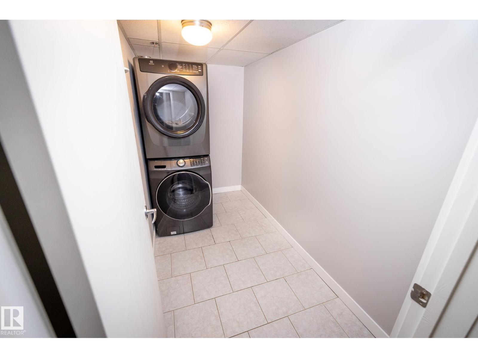 #207 9750 94 ST NW - 36