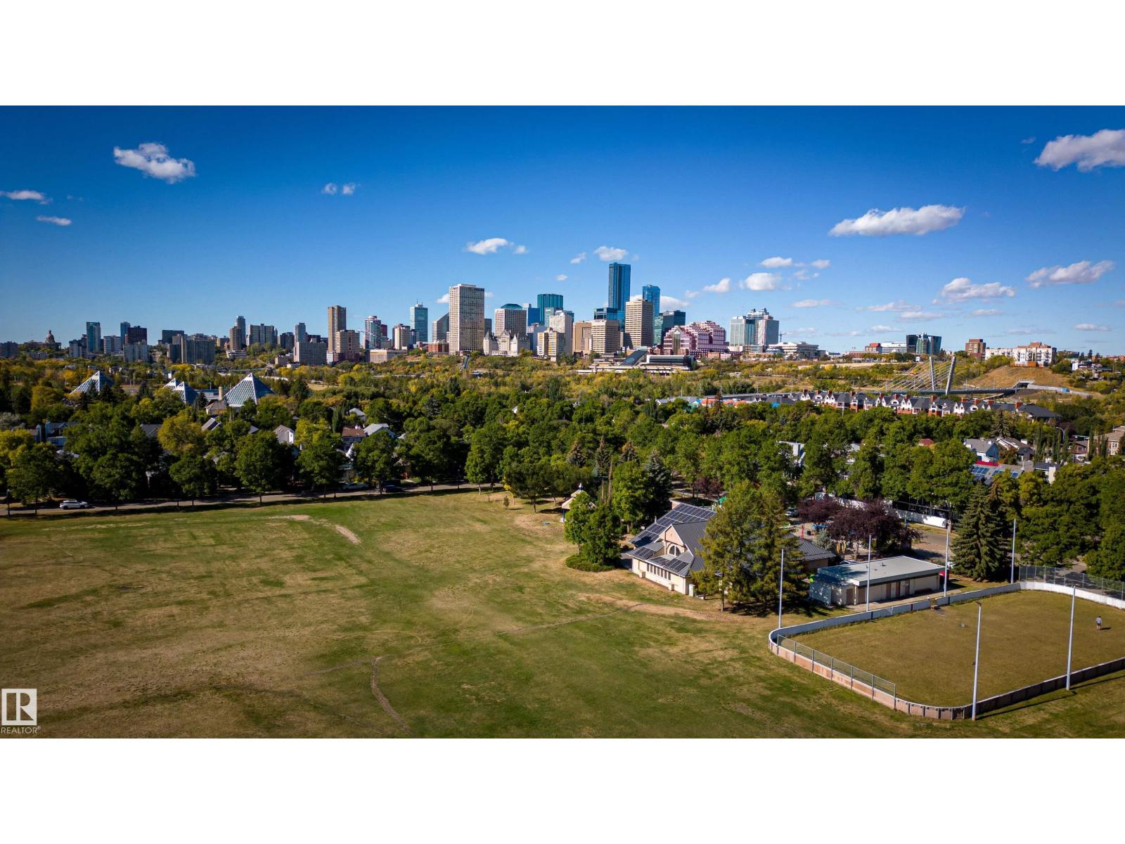 #207 9750 94 ST NW - 39