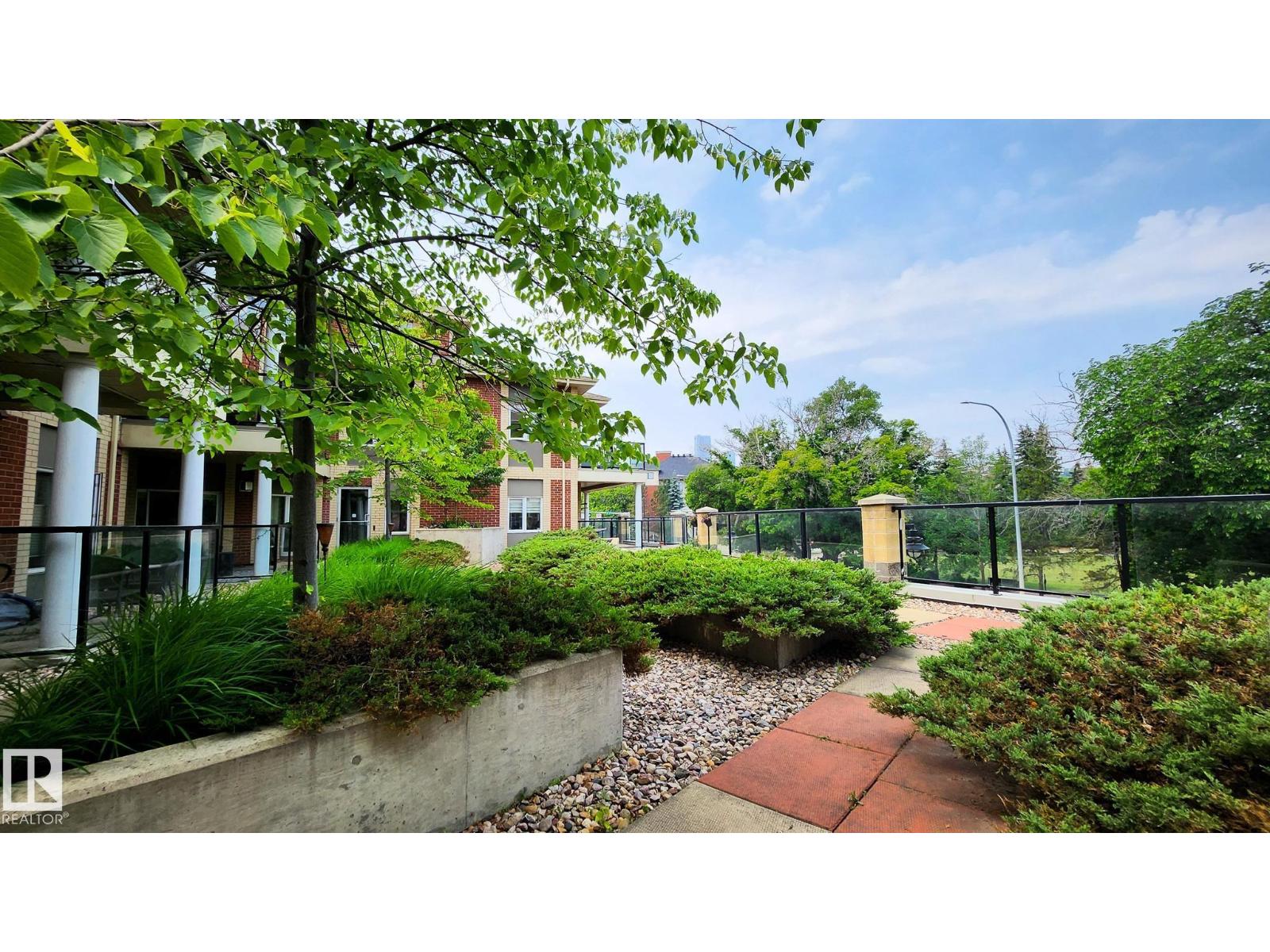 #207 9750 94 ST NW - 44