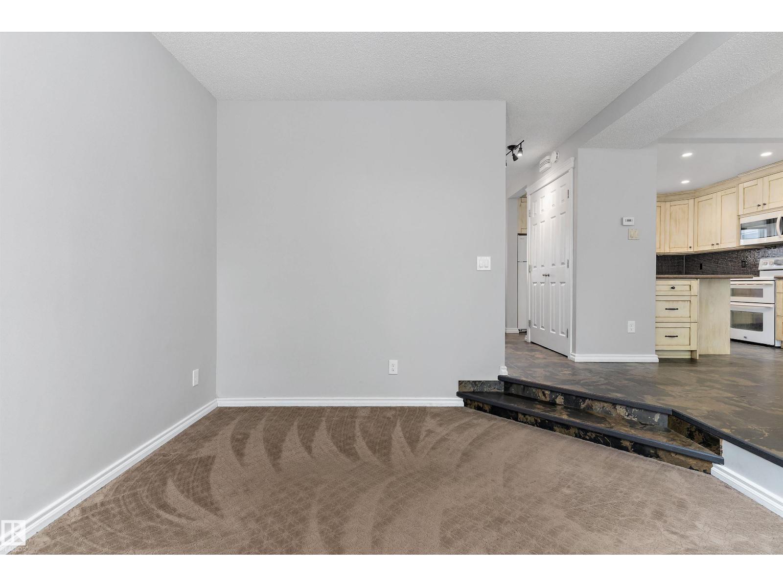 #9 4403 RIVERBEND RD NW - 24