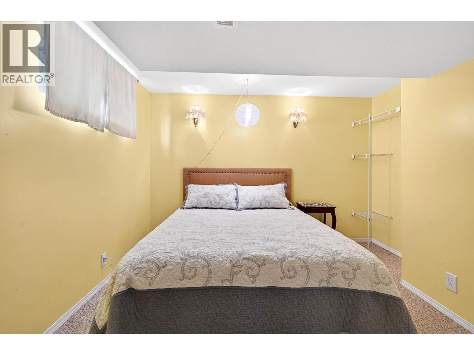 932 RENFREW Avenue - 31