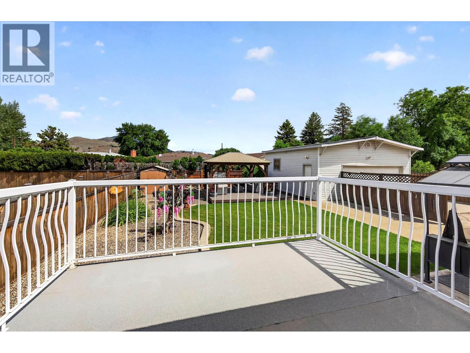 932 RENFREW Avenue - 43