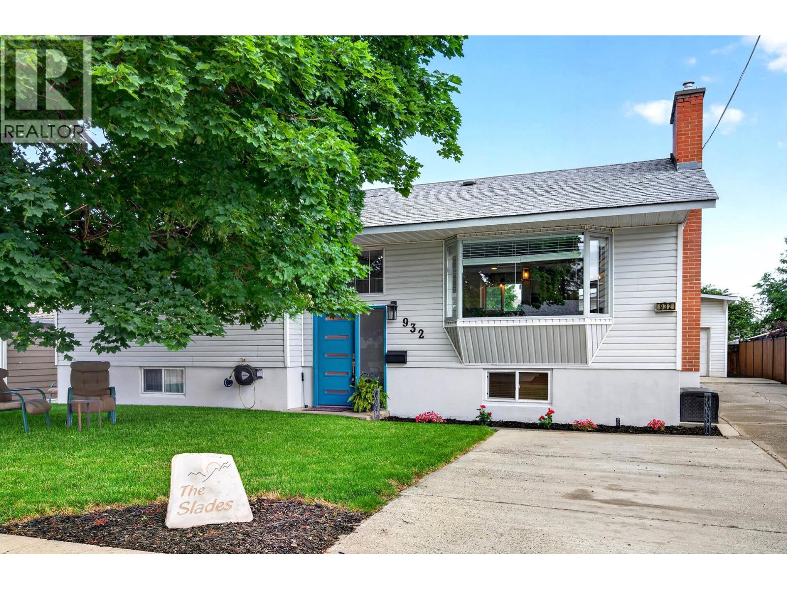 932 RENFREW Avenue - 56