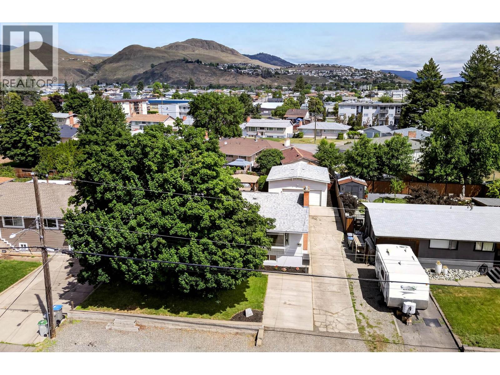 932 RENFREW Avenue - 59